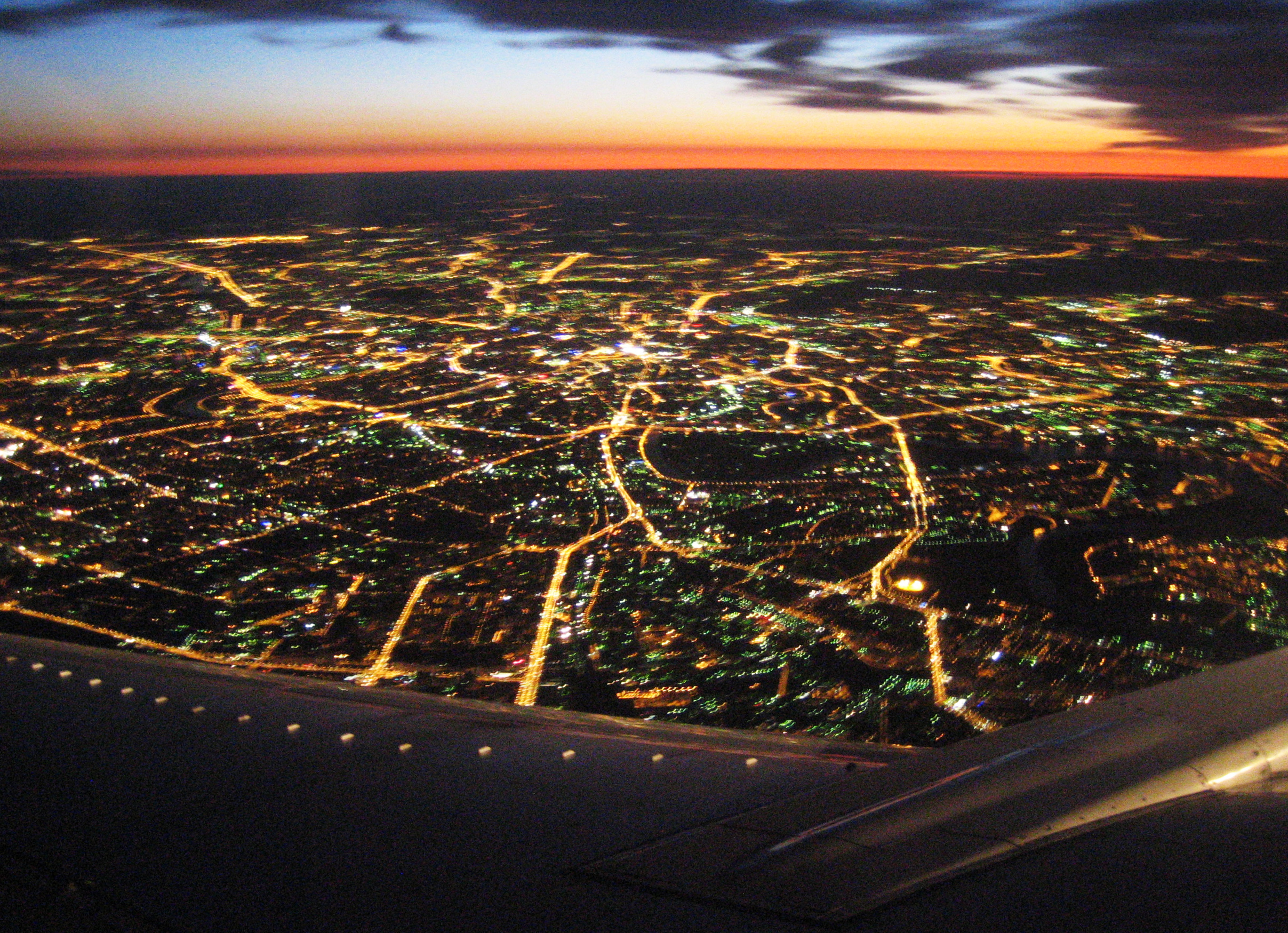 фото ночного питера с самолета