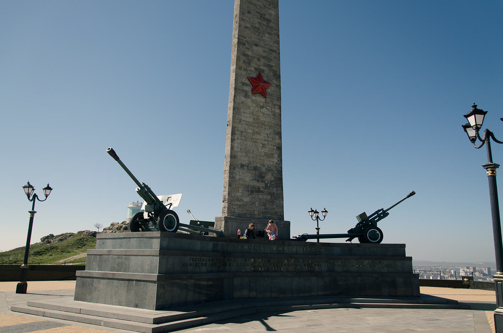 Памятники в керчи великой отечественной войны фото